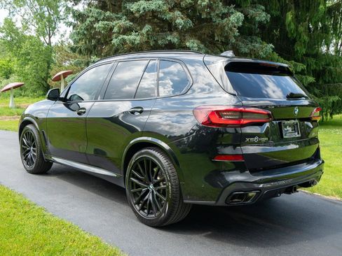 Used 2021 BMW X5 M50i AWD/4WD image 5