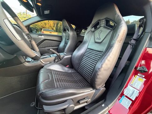 Used 2014 Ford Mustang Shelby GT500 w/ Equipment Group 821A RWD image 23