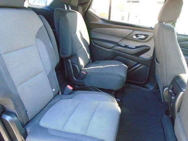 Used 2023 Chevrolet Traverse LT FWD image 24