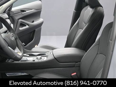 Certified 2026 INFINITI QX60 Luxe w/ Cargo Package AWD/4WD image 18