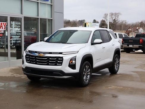 New 2026 Chevrolet Equinox LT image 6