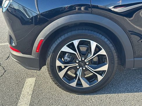 Certified 2025 Ford Mustang Mach-E Select w/ Comfort Package Lite image 20