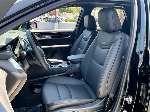 New 2026 Cadillac XT5 Premium Luxury w/ LPO, ONYX Package AWD/4WD image 12