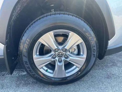 Used 2025 Toyota RAV4 XLE image 13