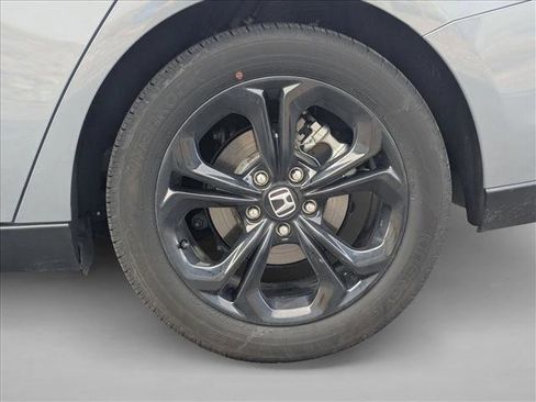 Certified 2025 Honda Accord SE image 24
