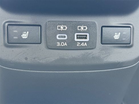 Used 2025 Subaru Outback Wilderness image 17