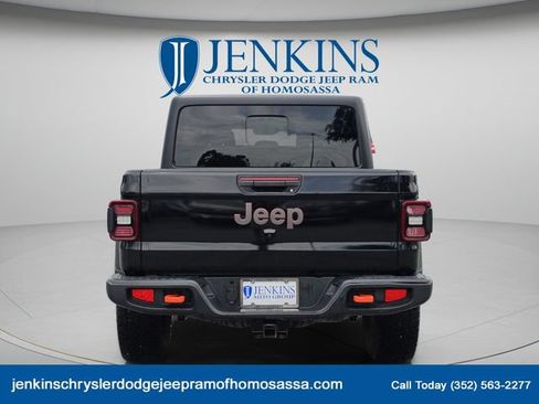 Used 2023 Jeep Gladiator Mojave w/ LED Lighting Group AWD/4WD image 6