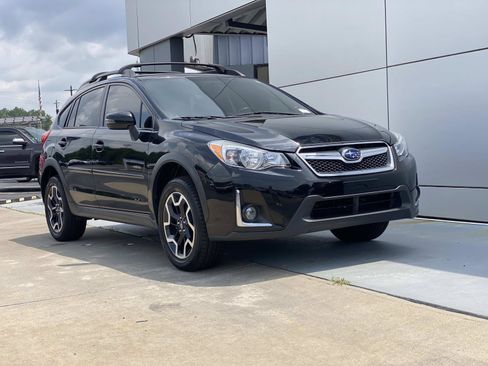 Used 2016 Subaru Crosstrek 2.0i Limited AWD/4WD image 1