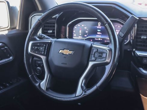 Used 2022 Chevrolet Silverado 1500 LT image 23