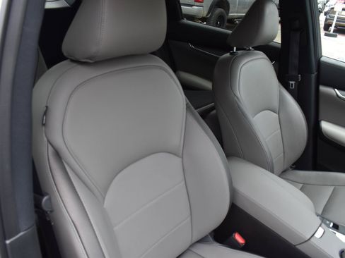 Used 2023 INFINITI QX50 Luxe FWD image 66