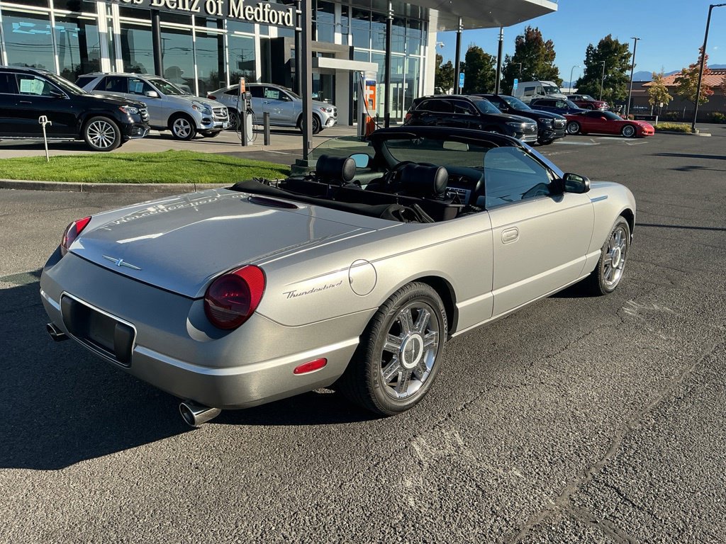 Used 2005 Ford Thunderbird RWD image 25