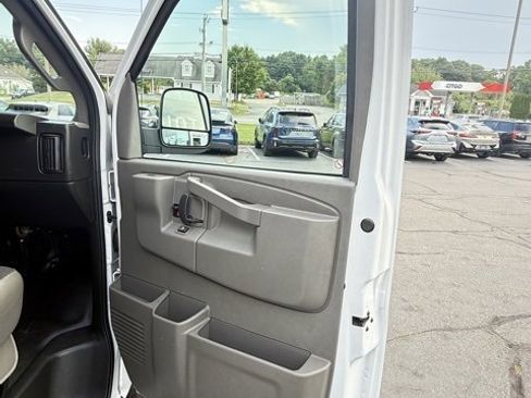 Used 2023 Chevrolet Express 2500 w/ Driver Convenience Package image 30