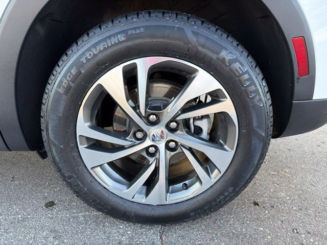 Used 2022 Buick Envision Essence w/ Safety Package AWD/4WD image 11