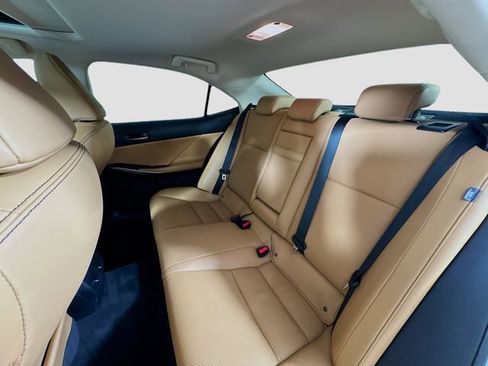 Used 2018 Lexus IS 300 AWD w/ Comfort Package image 27