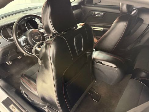 Used 2016 Ford Mustang GT Premium RWD image 35