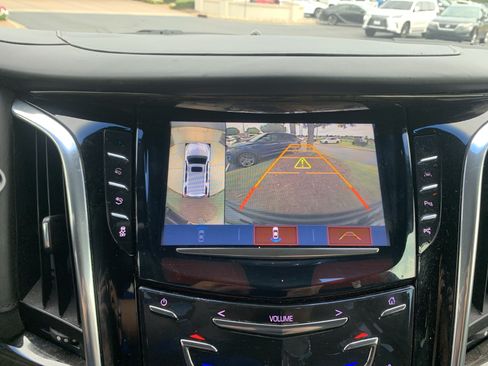 Used 2017 Cadillac Escalade Platinum AWD/4WD image 25