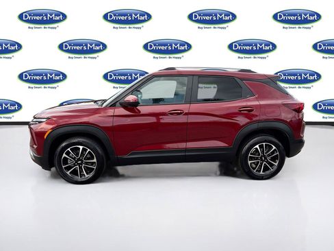 Used 2025 Chevrolet TrailBlazer LT FWD image 4