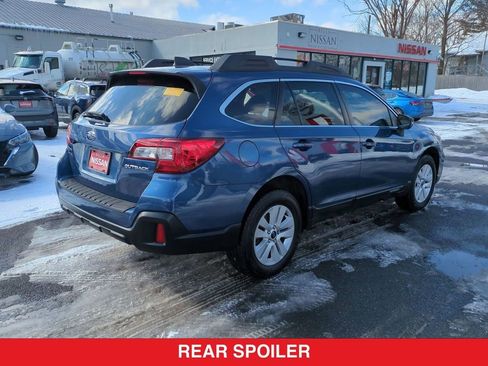 Used 2019 Subaru Outback 2.5i Premium image 4
