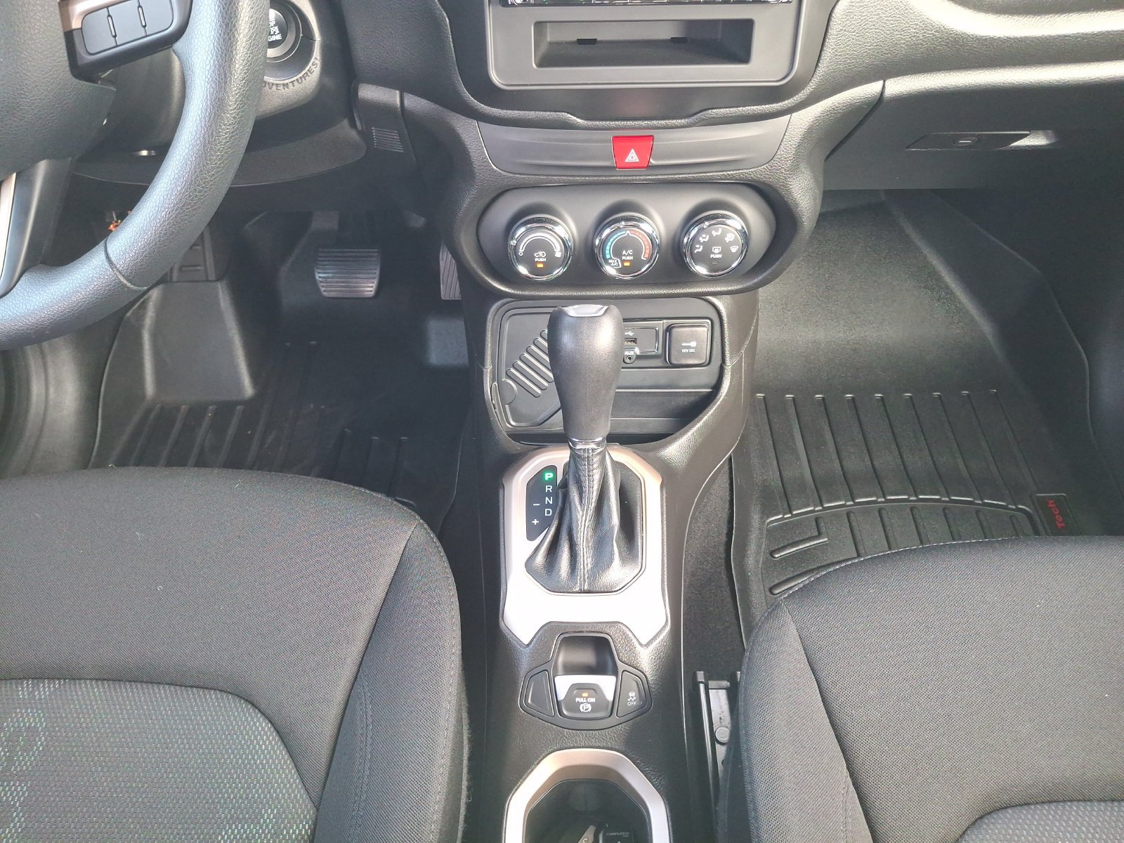 Certified 2017 Jeep Renegade Sport w/ Power & Air Group FWD image 13