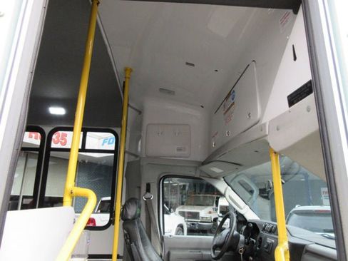 Used 2017 Ford E-450 and Econoline 450 Super Duty w/ Shuttle Bus Prep Package image 20