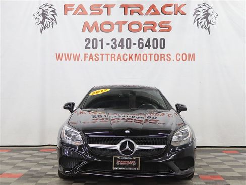 Used 2017 Mercedes-Benz SLC 300 image 2