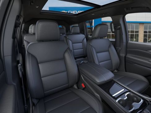 New 2026 Chevrolet Traverse LT AWD/4WD image 16
