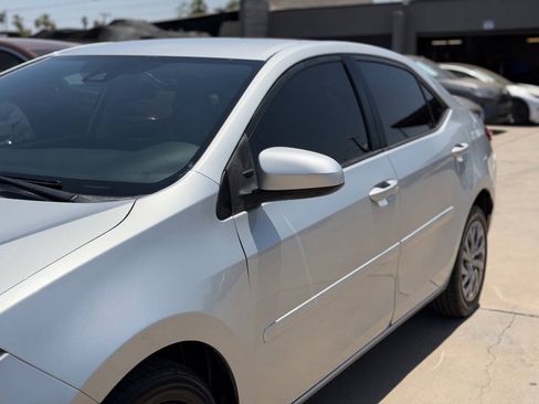 Used 2017 Toyota Corolla LE w/ Body Protection Package FWD image 15