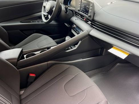 New 2026 Hyundai Elantra SEL Sport Premium FWD image 14