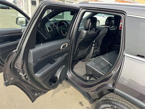 Used 2014 Jeep Grand Cherokee Limited image 30