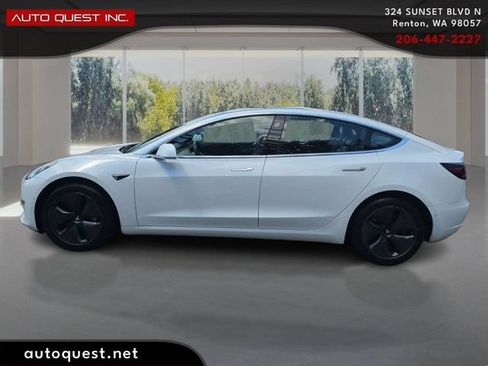 Used 2018 Tesla Model 3 Long Range RWD image 8