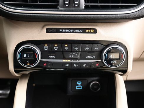 Used 2021 Ford Escape SEL image 20