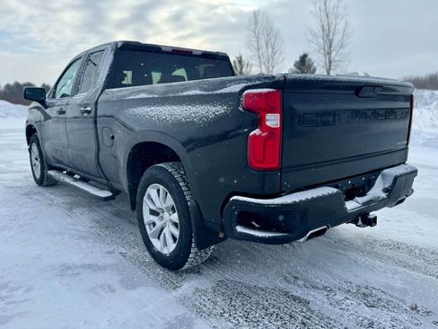 Used 2021 Chevrolet Silverado 1500 Custom image 3