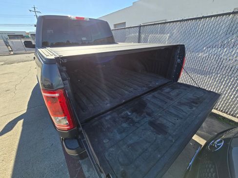 Used 2017 Ford F150 XLT w/ Equipment Group 302A Luxury image 7