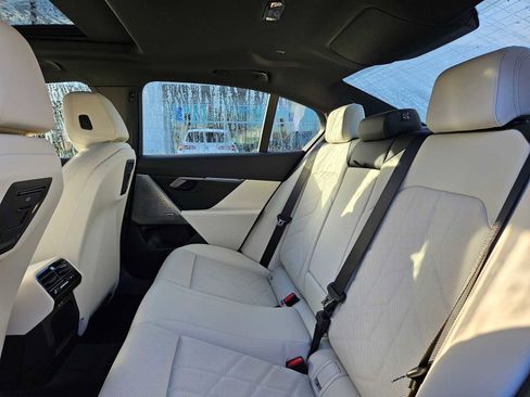 New 2026 BMW 530i xDrive w/ M Sport Package image 20