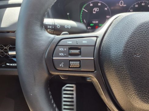 Used 2024 Honda Accord Sport image 15