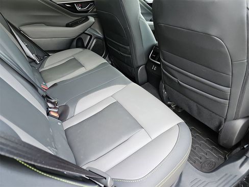 Certified 2025 Subaru Outback Onyx Edition image 14