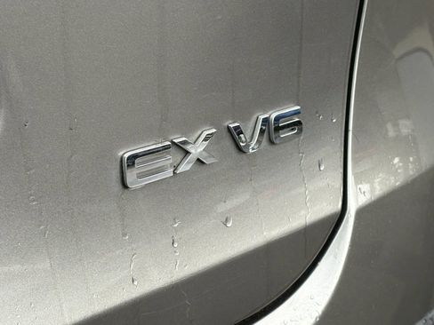 Used 2016 Kia Sorento EX image 27