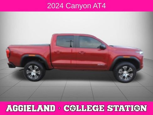 Used 2024 GMC Canyon AT4 AWD/4WD image 2