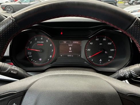 Used 2024 Chevrolet Trax RS FWD image 15