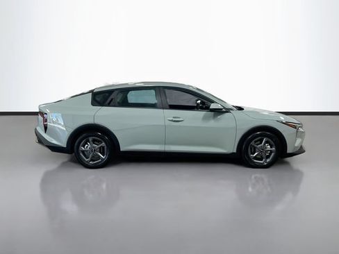 Certified 2025 Kia K4 FWD image 8