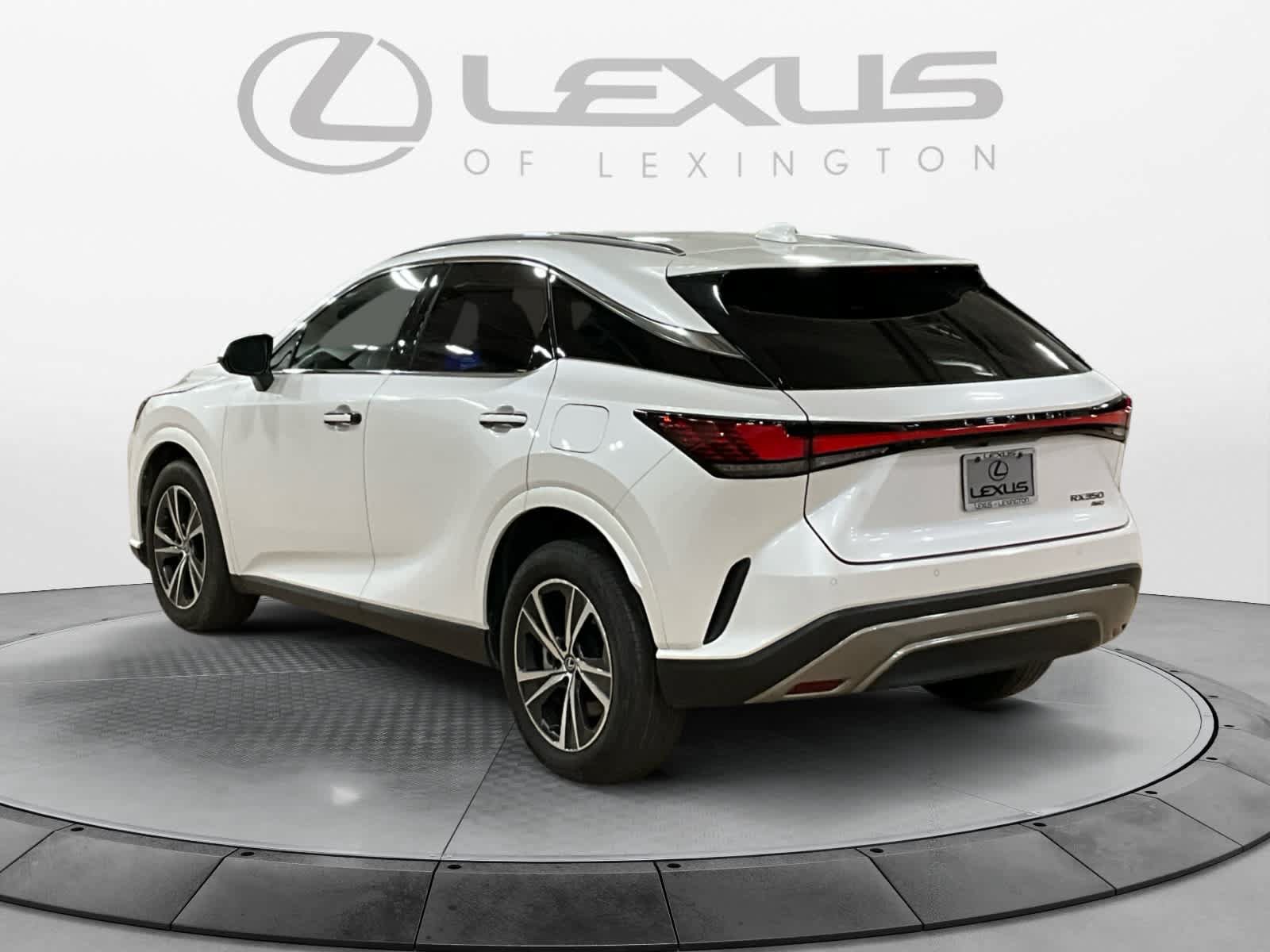 Used 2023 Lexus RX 350 Premium w/ Cold Area Package AWD/4WD image 3