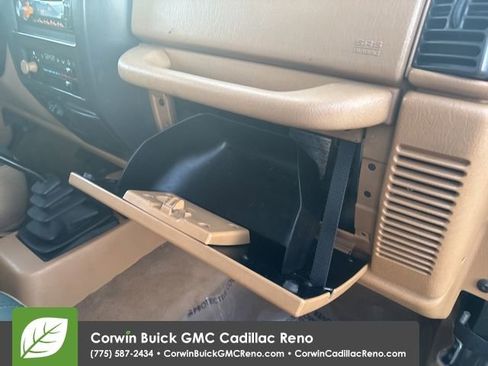 Used 1997 Jeep Wrangler Sahara image 22