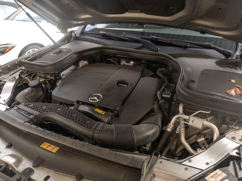 Used 2022 Mercedes-Benz GLC 300 image 30