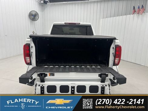 Used 2023 GMC Sierra 1500 Elevation AWD/4WD image 19