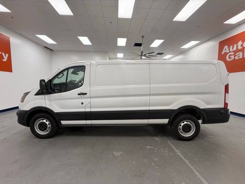 Used 2024 Ford Transit 150 Low Roof RWD image 6