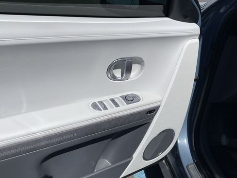 Certified 2024 Hyundai Ioniq 5 Limited AWD/4WD image 18