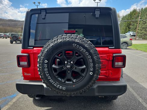 Used 2022 Jeep Wrangler Unlimited Sport image 4