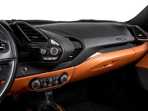 Used 2018 Ferrari 488 Spider RWD image 29
