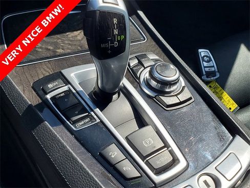 Used 2013 BMW 740Li xDrive image 22