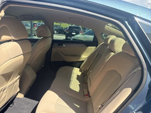 Used 2016 Hyundai Sonata SE FWD image 10